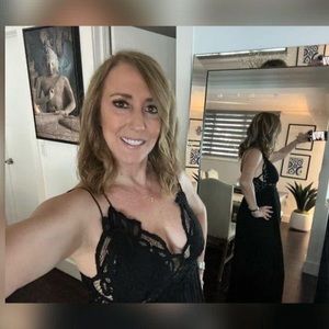 Meet your Posher, Leyani